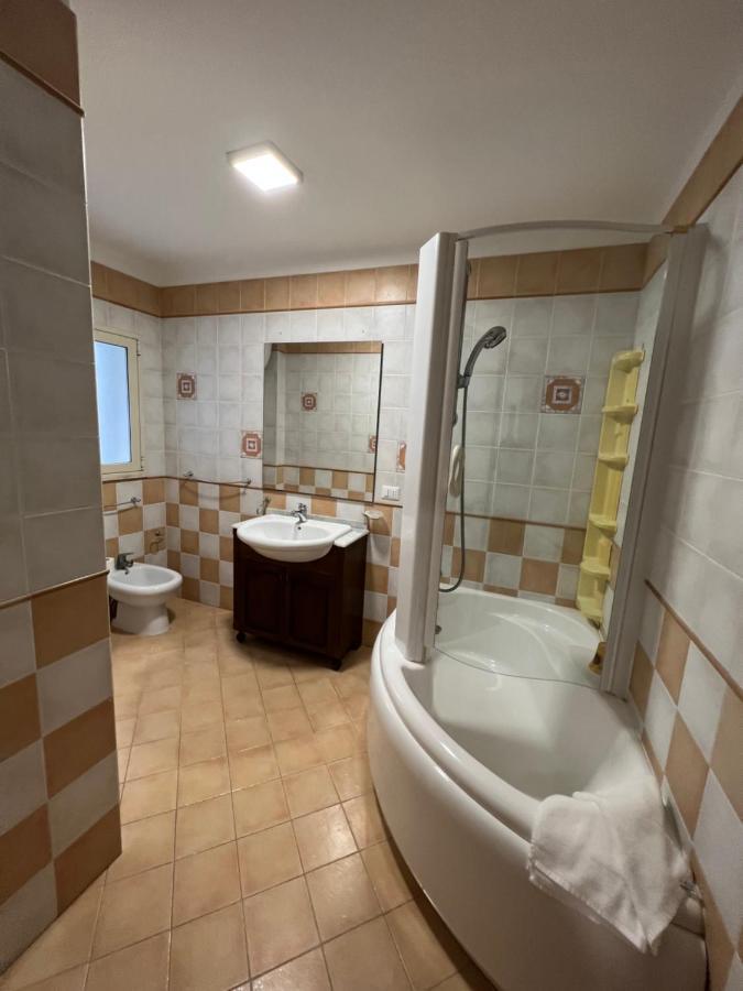 John'S House Apartment Cefalu Bagian luar foto