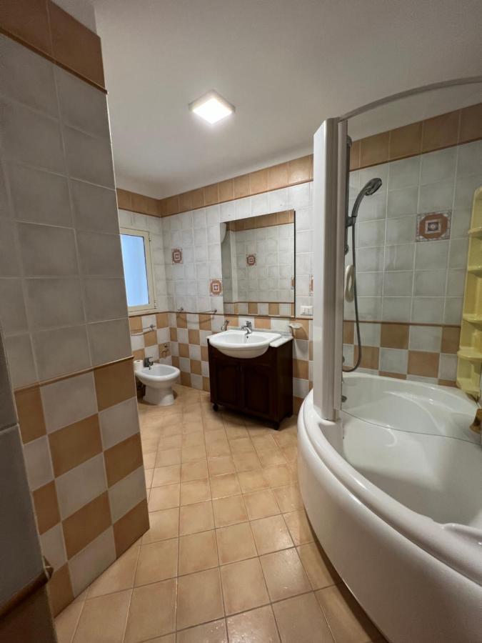 John'S House Apartment Cefalu Bagian luar foto