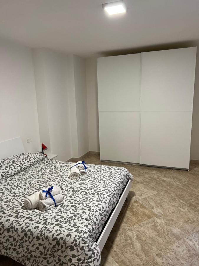 John'S House Apartment Cefalu Bagian luar foto