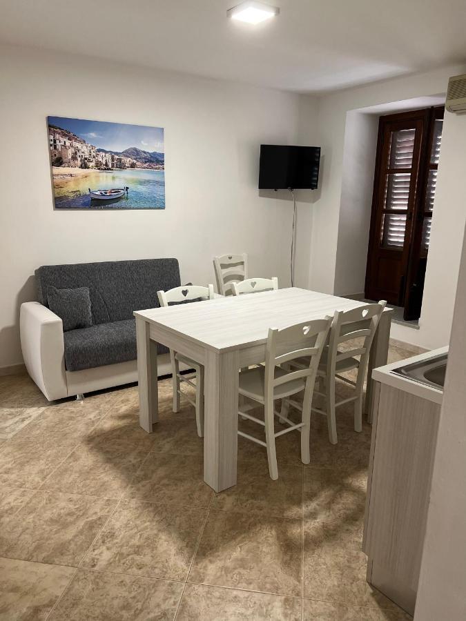 John'S House Apartment Cefalu Bagian luar foto