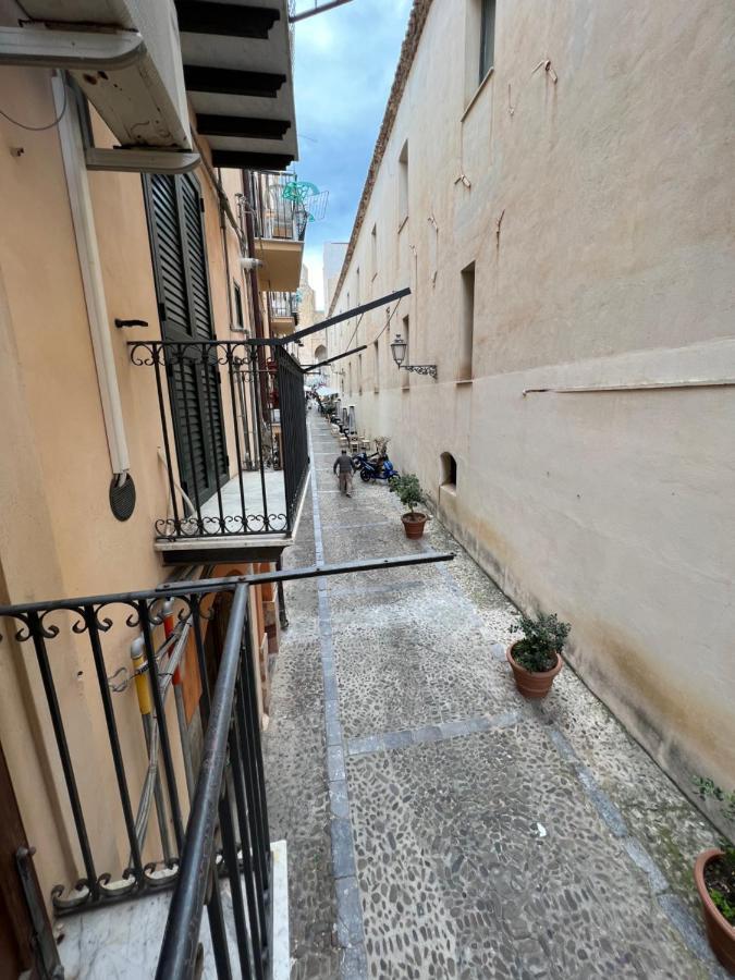 John'S House Apartment Cefalu Bagian luar foto